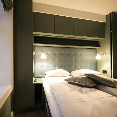 Again Nygata 1 ستافانجر