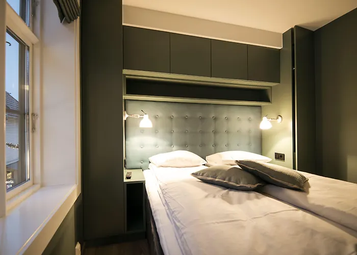 Again Nygata 1 ستافانجر