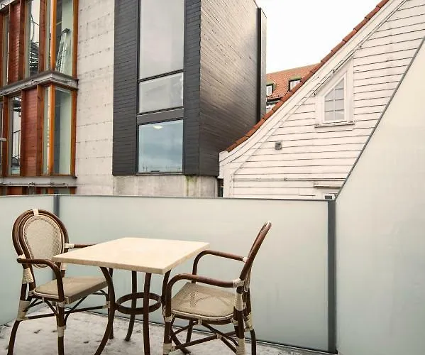 Again Nygata 1 ستافانجر