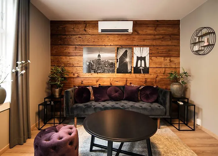 Again Nygata 1 4* ستافانجر