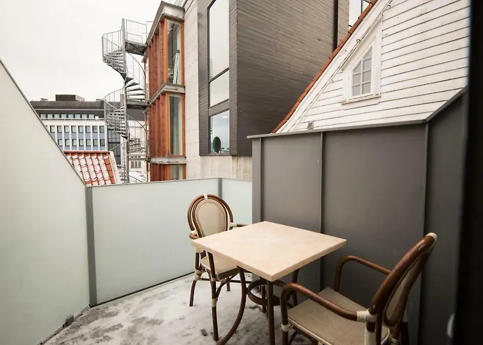 Again Nygata 1 ستافانجر