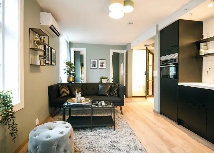 Again Nygata 1 Apartmanhotel